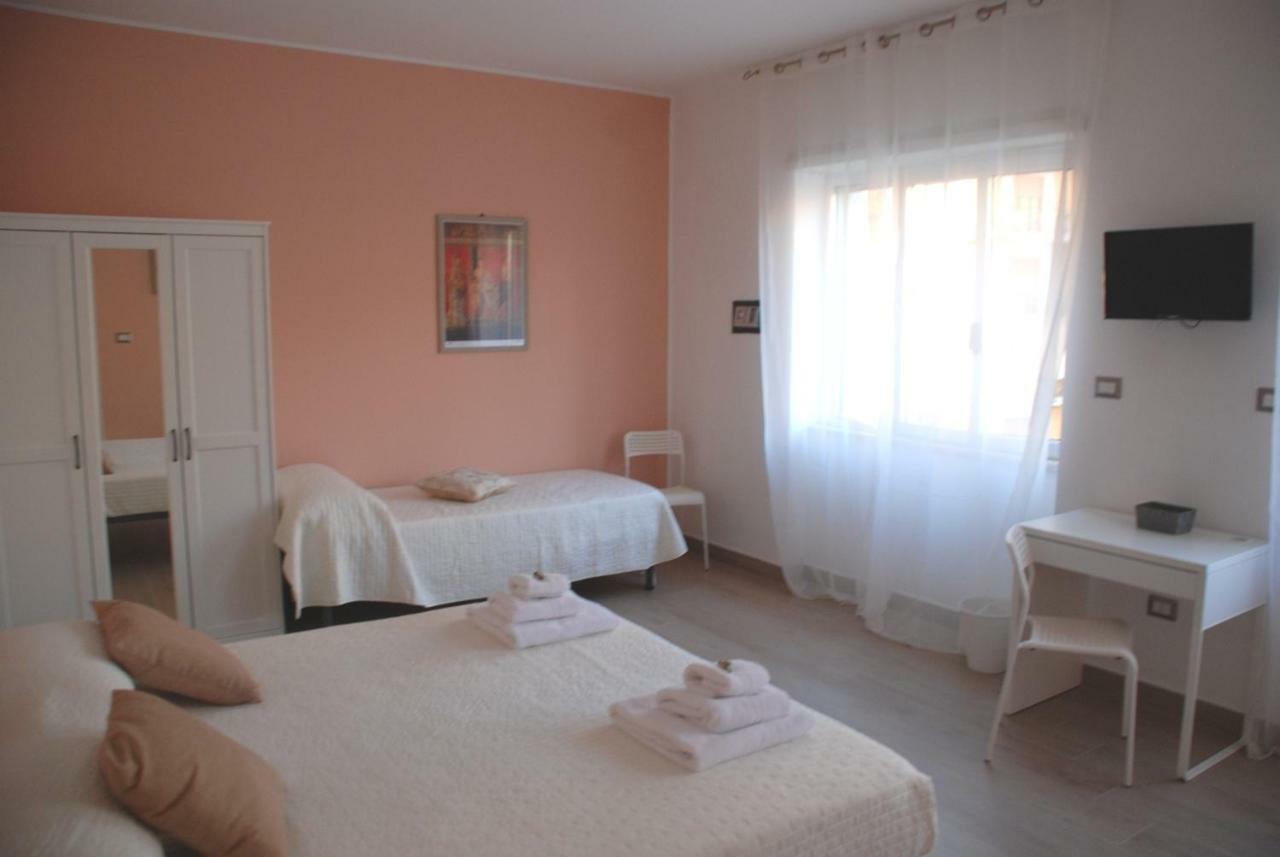 Hotel Binario 2 San Giorgio a Cremano Esterno foto