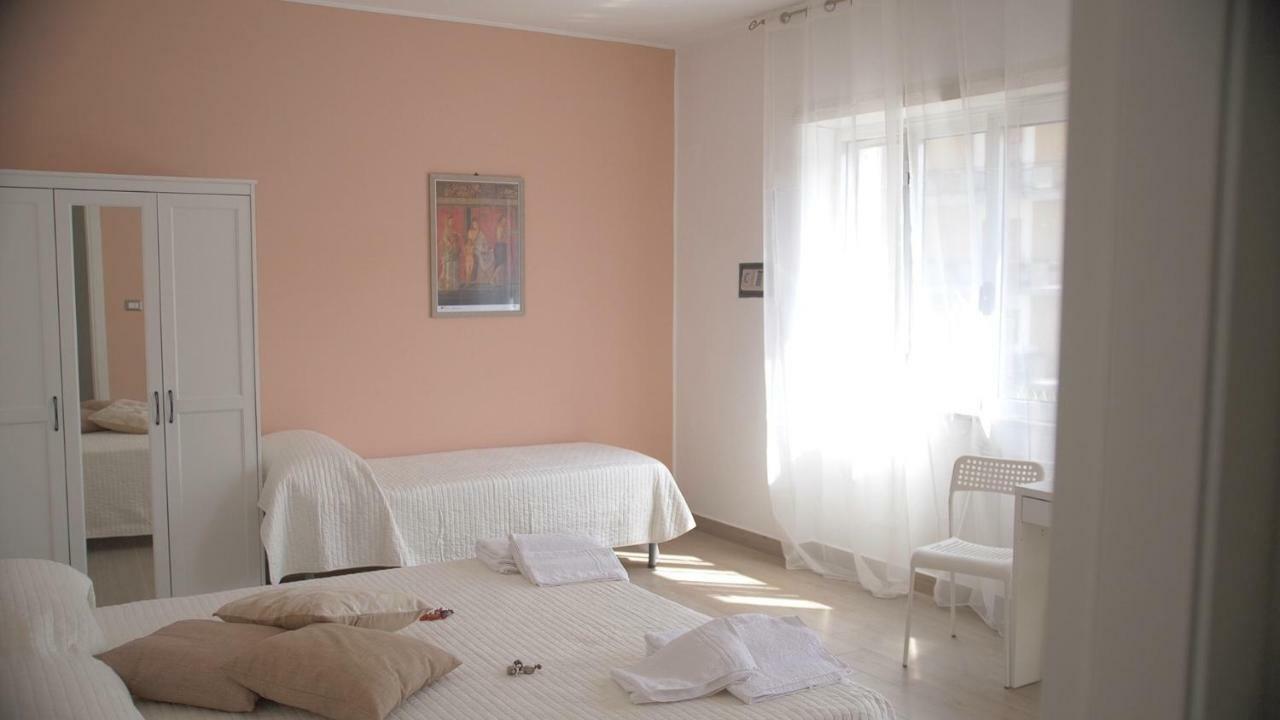 Hotel Binario 2 San Giorgio a Cremano Esterno foto